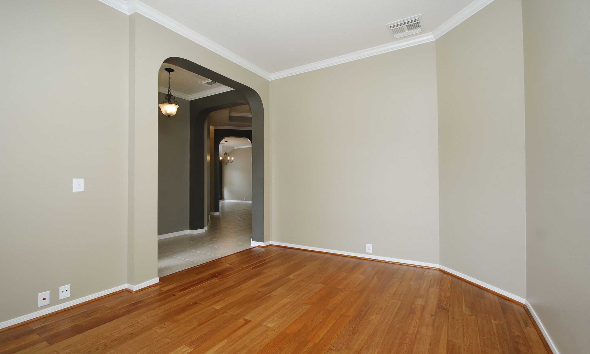2802 Parkeston Drive Spring, TX 77388 - Photo 10 of 49 a view of a room with wooden floor and small entryway