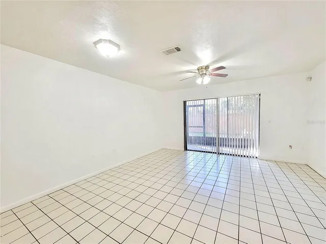 $132,900 | 2635 Southwest 35th Place, Unit 1401, Gainesville, FL 32608