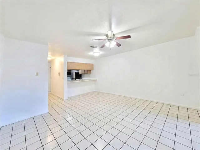 $132,900 | 2635 Southwest 35th Place, Unit 1401, Gainesville, FL 32608