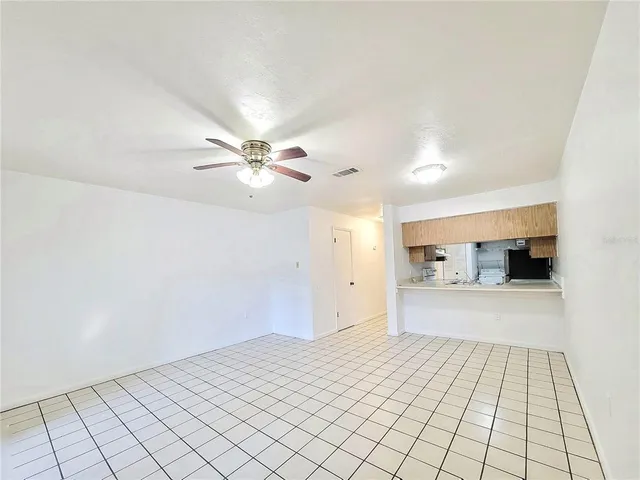 $132,900 | 2635 Southwest 35th Place, Unit 1401, Gainesville, FL 32608