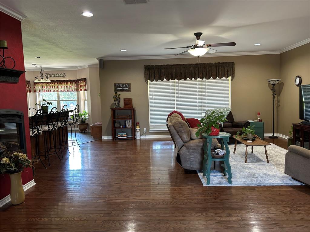 214 VZ County Road Ben Wheeler, TX 75754 - Photo 4 of 28