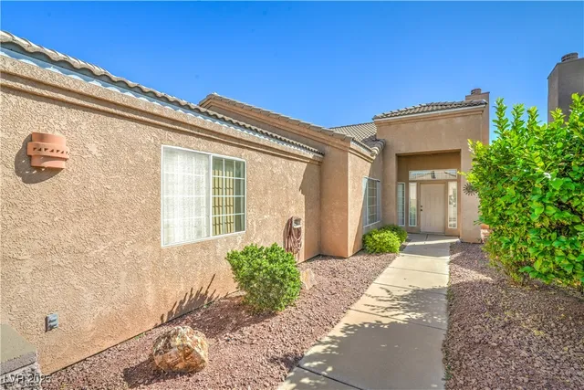 $350,000 | 1199 Golf Club Drive, Laughlin, NV 89029