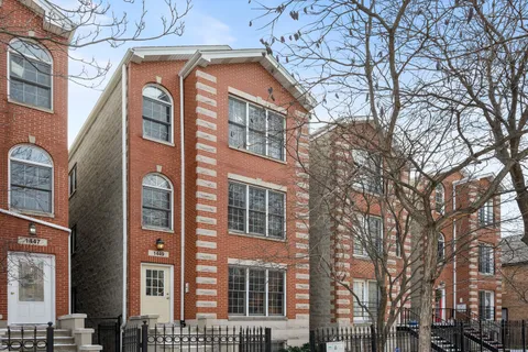 $450,000 | 1449 West Walton Street, Unit 2, Chicago, IL 60642