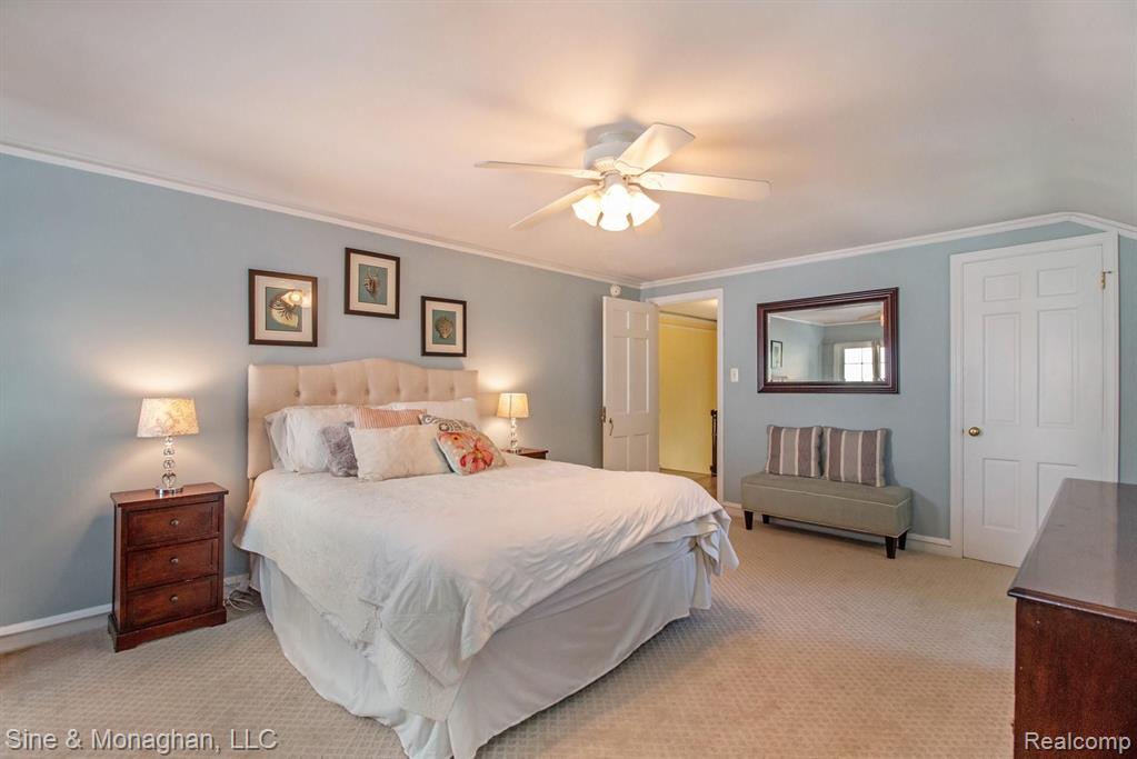 302 Merriweather Road Grosse Pointe Farms, MI 48236 - Photo 17 of 39