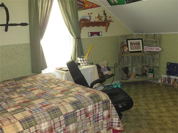 9 Martin Road Buckland, MA 01370 - Photo 17 of 21