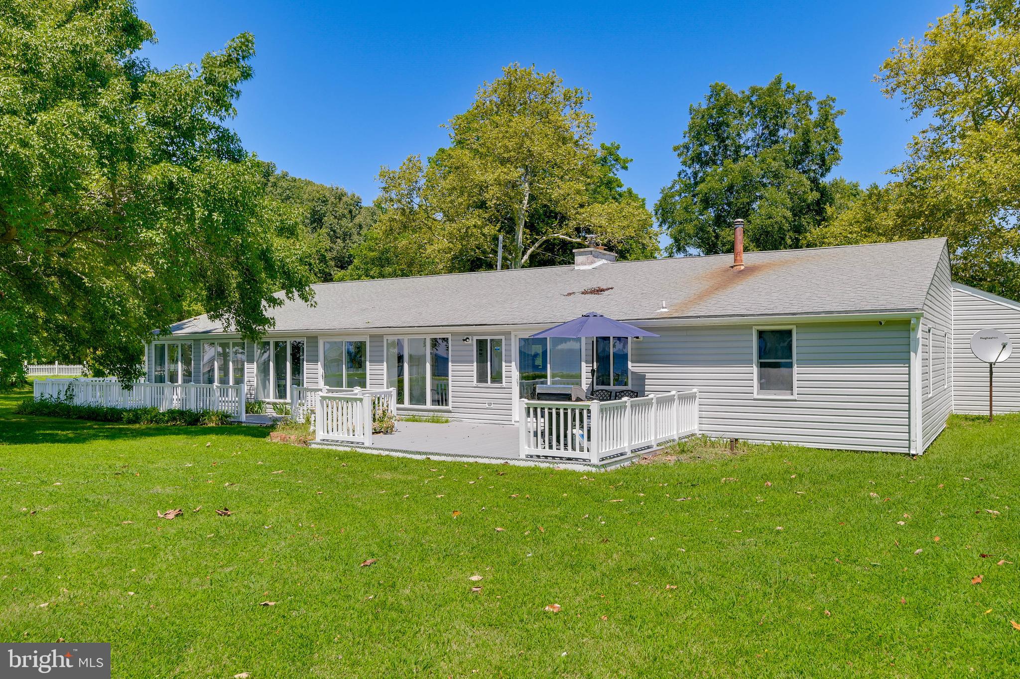 49566 Cornfield Harbor Road Scotland, MD 20687 - Photo 4 of 38