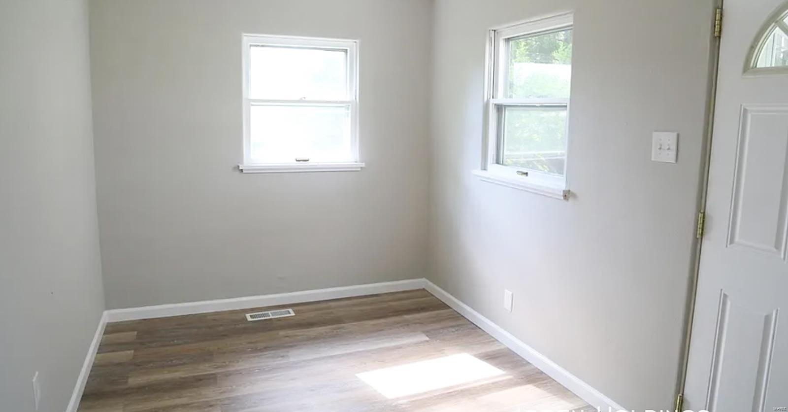 3743 Wright Avenue St. Ann, MO 63074 - Photo 9 of 16