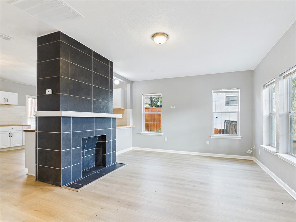 823 Havendon Circle Dallas, TX 75203 - Photo 11 of 33