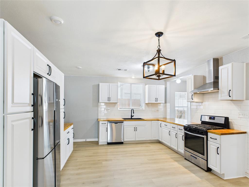 823 Havendon Circle Dallas, TX 75203 - Photo 13 of 33