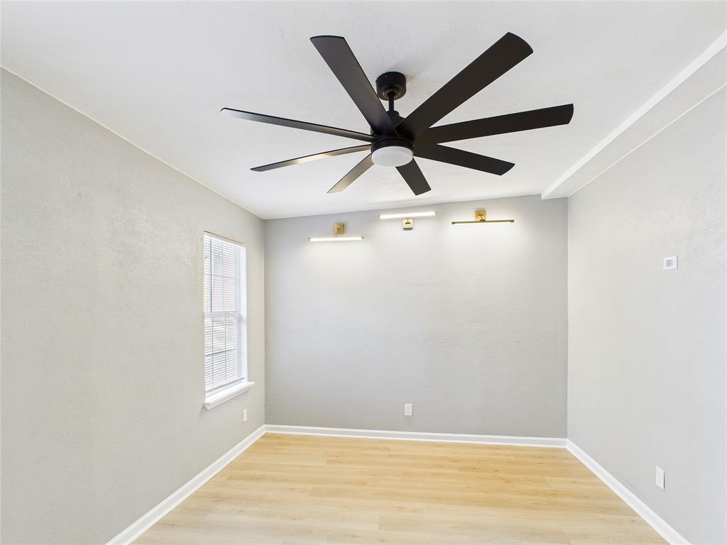 823 Havendon Circle Dallas, TX 75203 - Photo 18 of 33