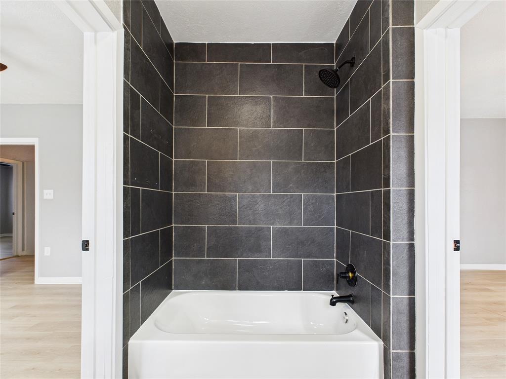 823 Havendon Circle Dallas, TX 75203 - Photo 24 of 33