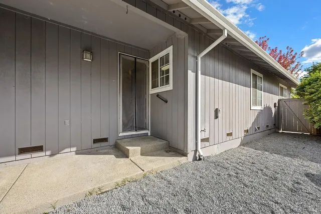 $1,650,000 | 431-433 University Street, Healdsburg, CA 95448