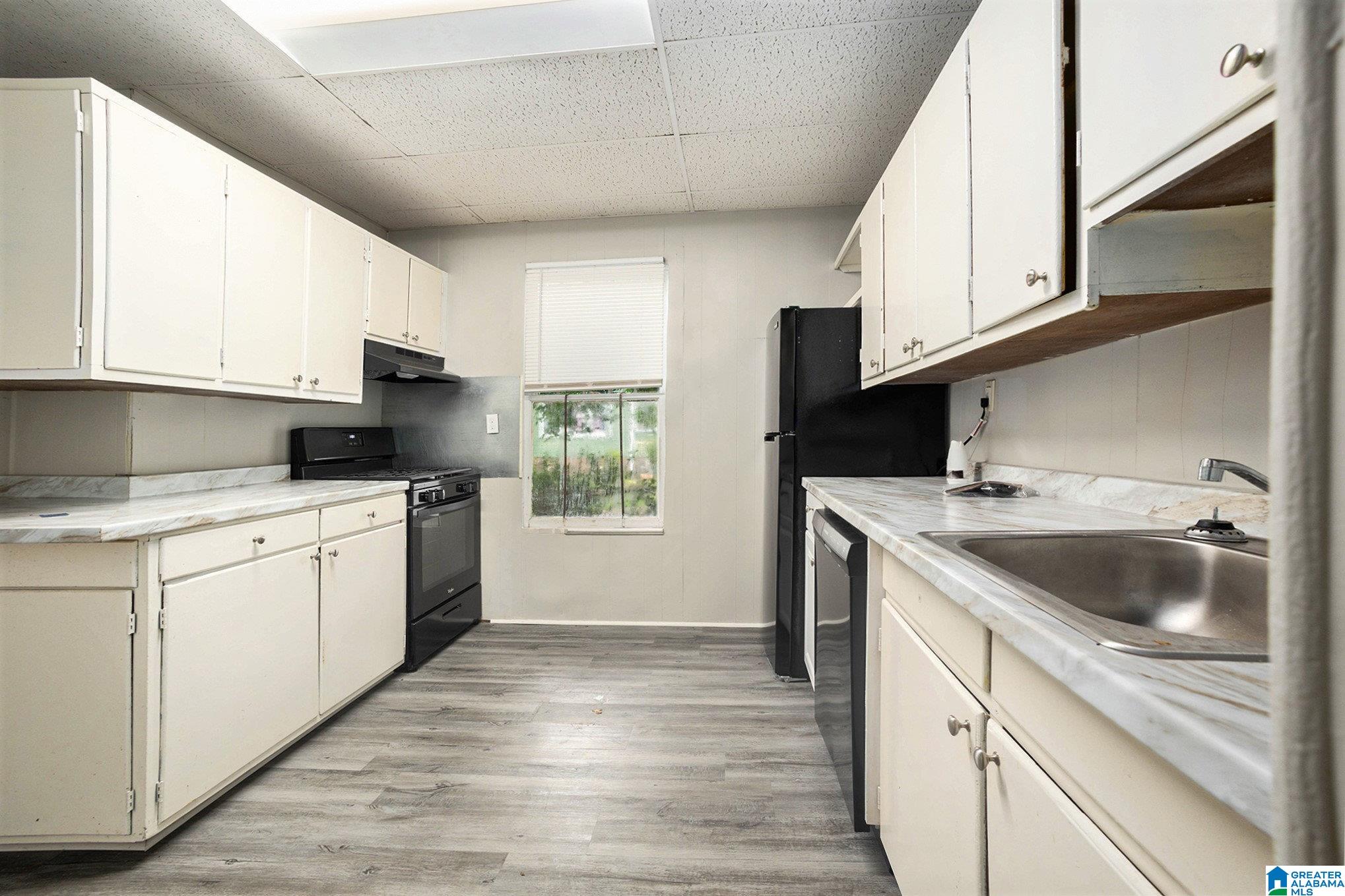 1545 29th Street Birmingham, AL 35218 - Photo 4 of 10