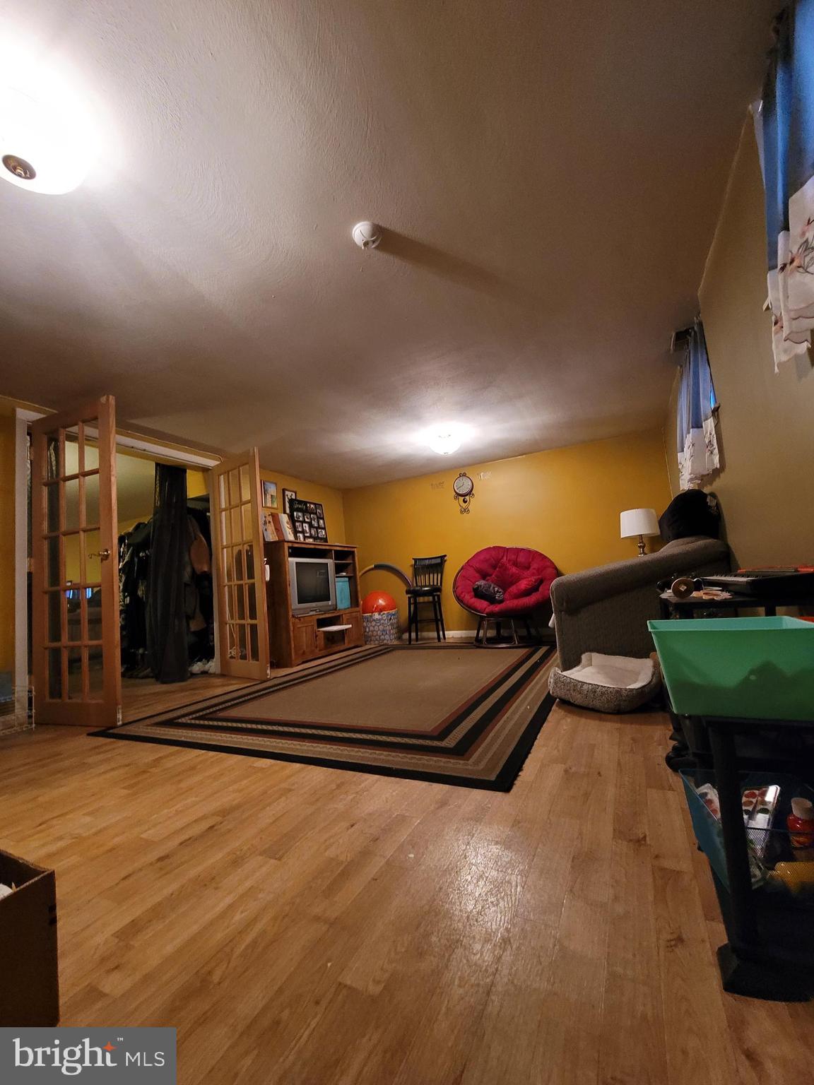 42 Lansdowne Road Burlington, NJ 08016 - Photo 9 of 11