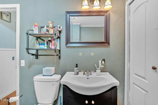 $250,000 | 133 Deacon Creek Road, Erwin, TN 37650