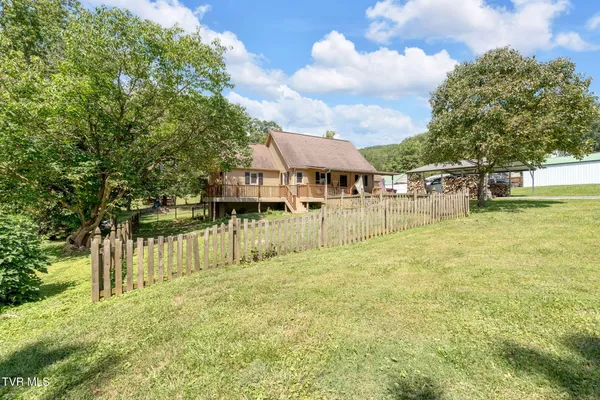 $250,000 | 133 Deacon Creek Road, Erwin, TN 37650