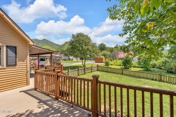 $250,000 | 133 Deacon Creek Road, Erwin, TN 37650