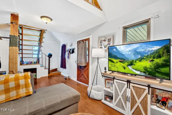 $250,000 | 133 Deacon Creek Road, Erwin, TN 37650