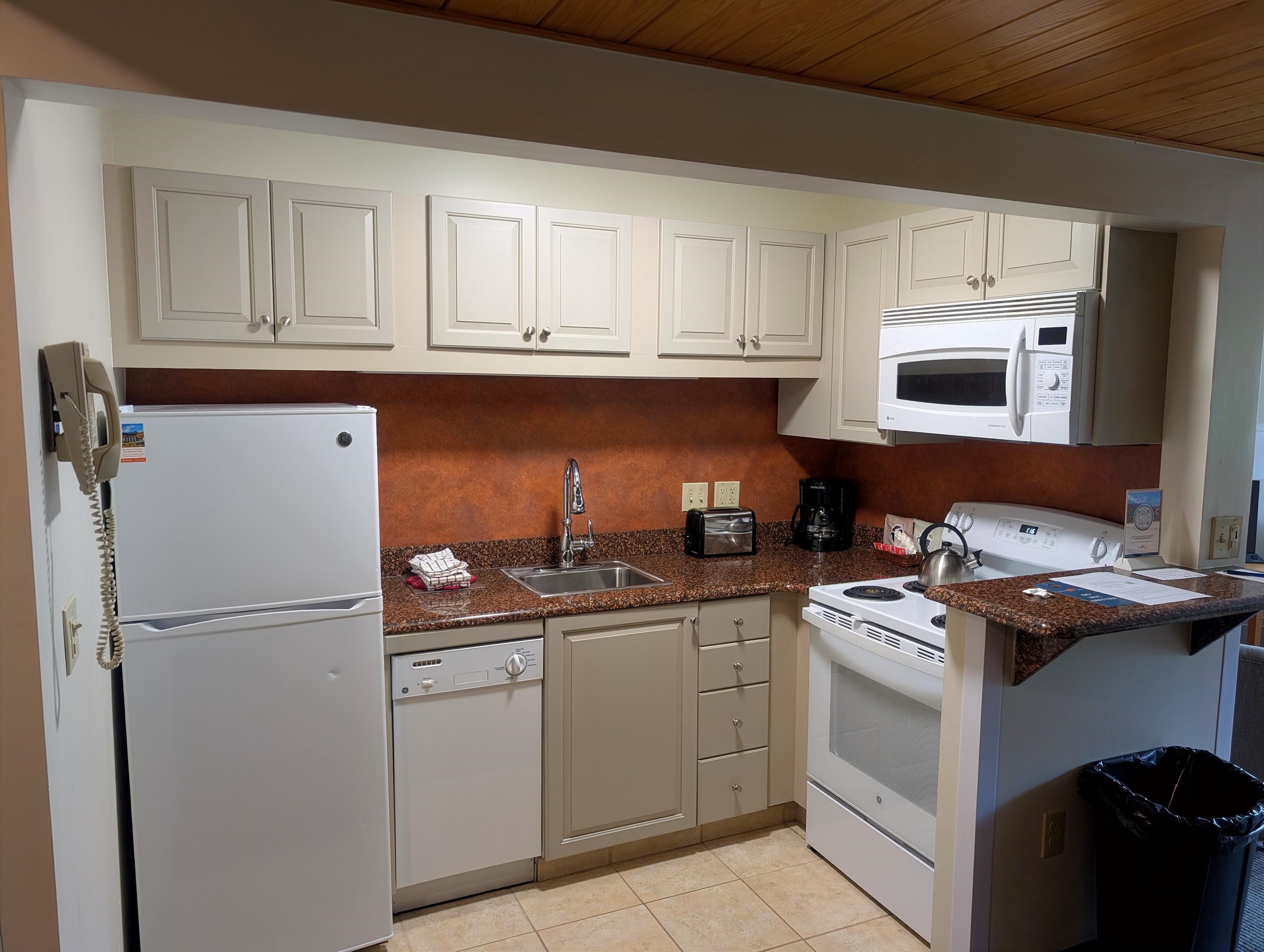 90 Loon Mountain Road, Unit 861D Lincoln, NH 03251 - Photo 12 of 48