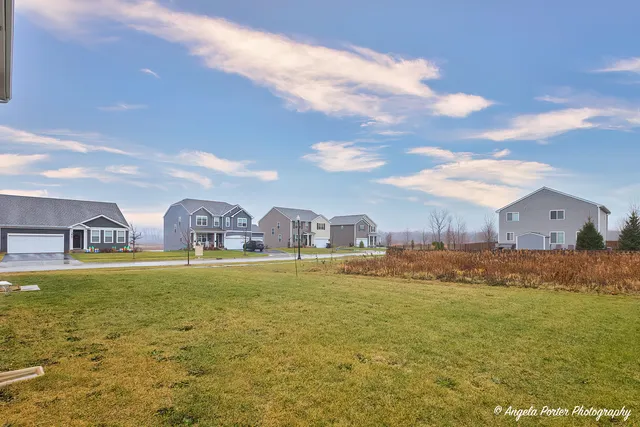 $2,799 | 3818 Doherty Lane, McHenry, IL 60050