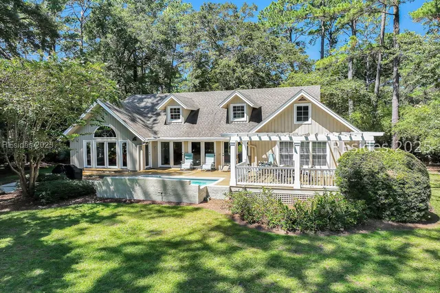 $899,000 | 6 Indigo Court, Hilton Head Island, SC 29926