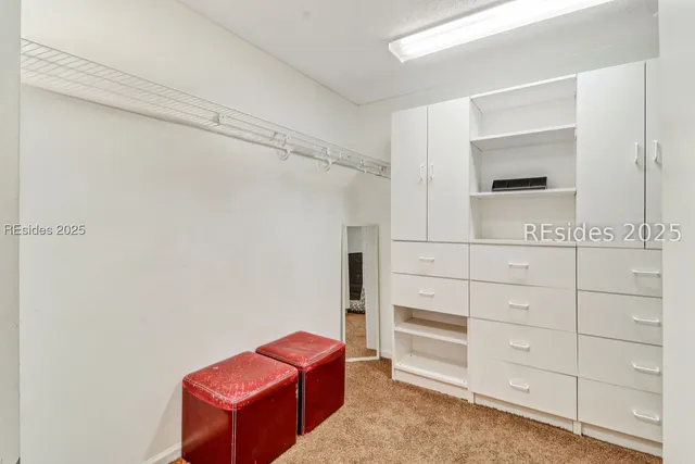 $899,000 | 6 Indigo Court, Hilton Head Island, SC 29926