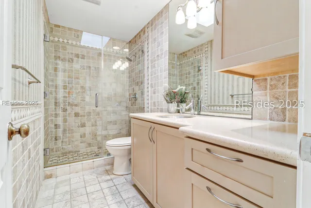 $899,000 | 6 Indigo Court, Hilton Head Island, SC 29926