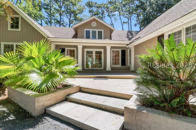 $899,000 | 6 Indigo Court, Hilton Head Island, SC 29926