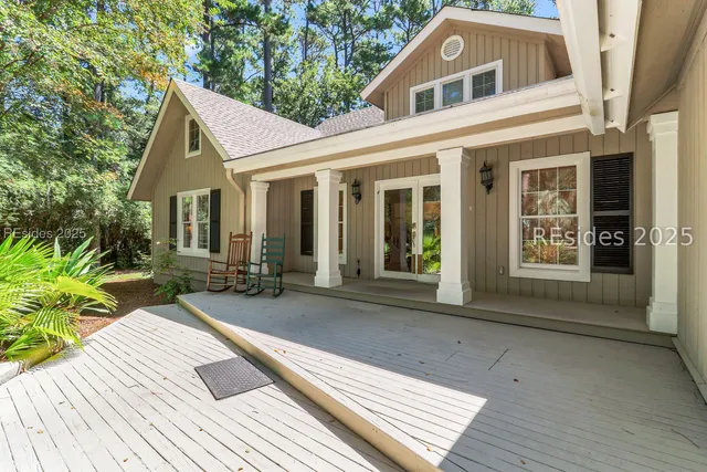 $899,000 | 6 Indigo Court, Hilton Head Island, SC 29926
