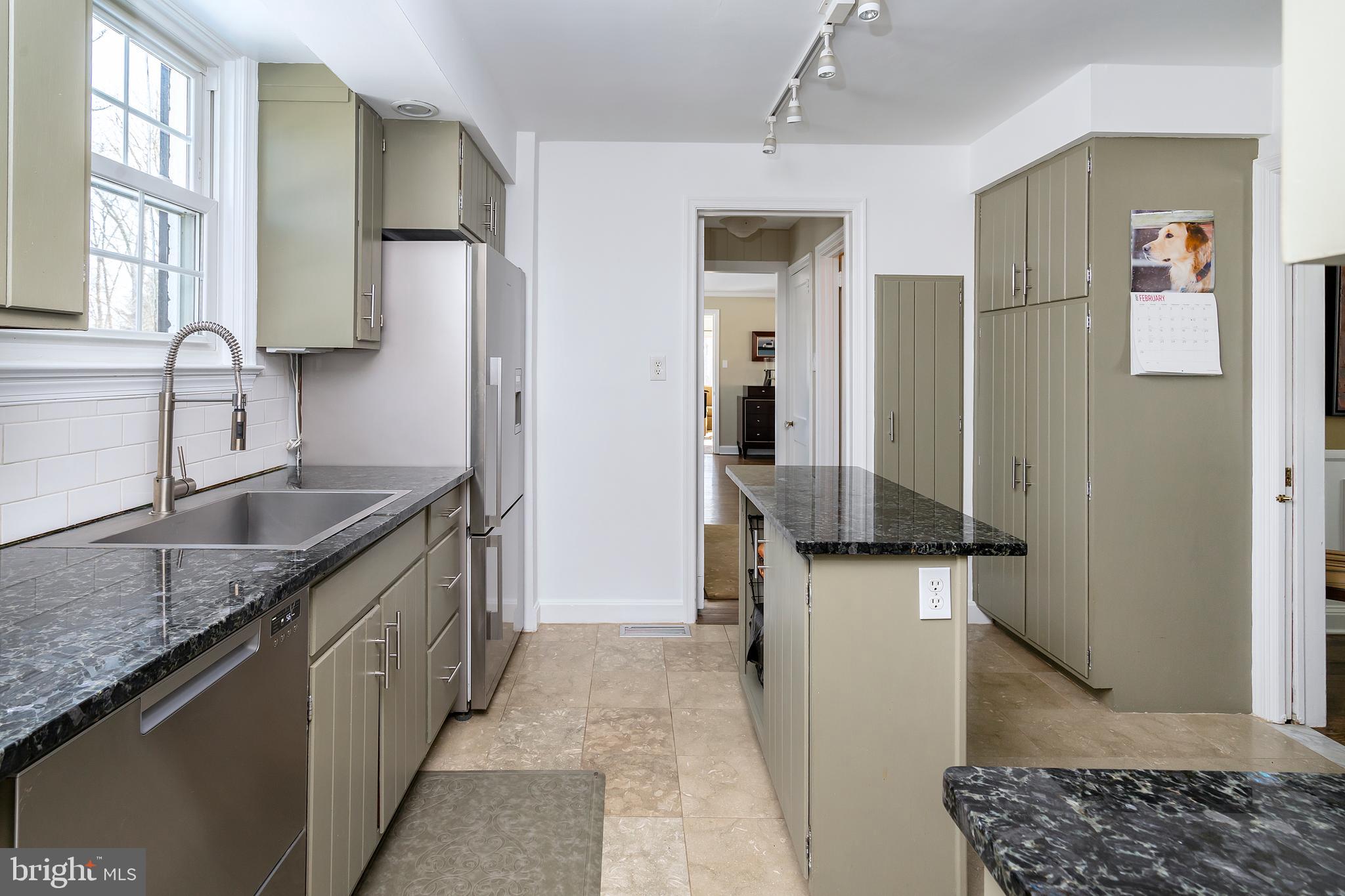 6694 Chapel Road New Hope, PA 18938 - Photo 22 of 40 Kitchen with center island