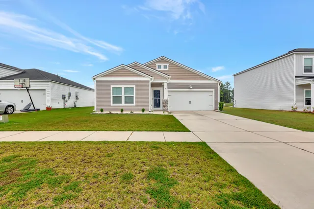 $2,300 | 494 Spanish Wells Road, Summerville, SC 29486