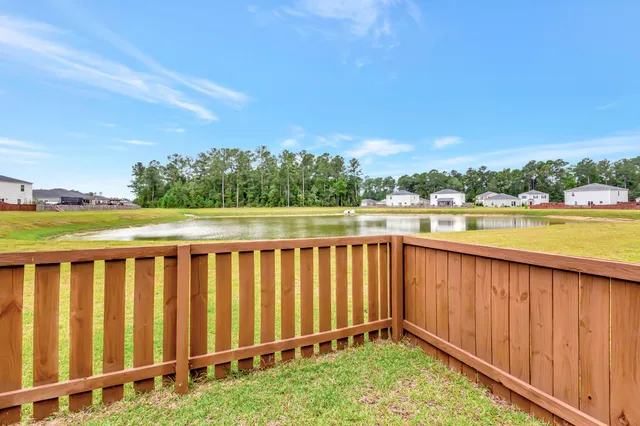 $2,300 | 494 Spanish Wells Road, Summerville, SC 29486