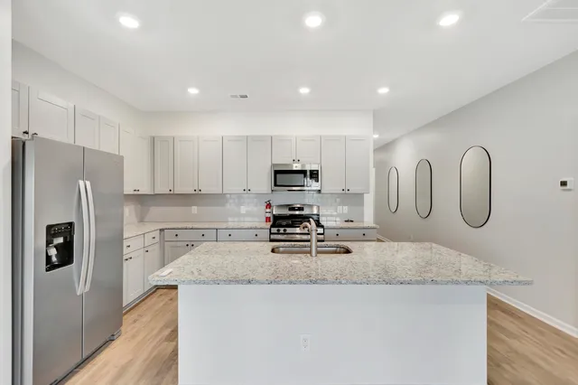 $2,300 | 494 Spanish Wells Road, Summerville, SC 29486