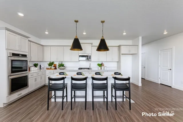 $642,050 | 3588 South Angel Fls Way, Nampa, ID 83686