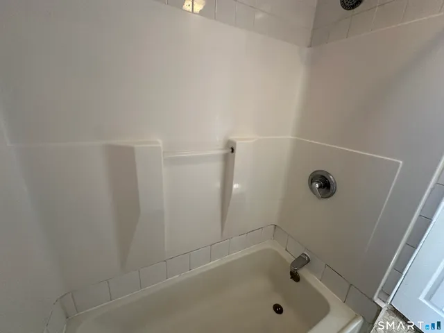 $1,650 | 34 White Street, Unit 2L, New Haven, CT 06519