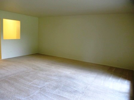1727 West Crystal Lane, Unit 102 Mount Prospect, IL 60056 - Photo 3 of 5