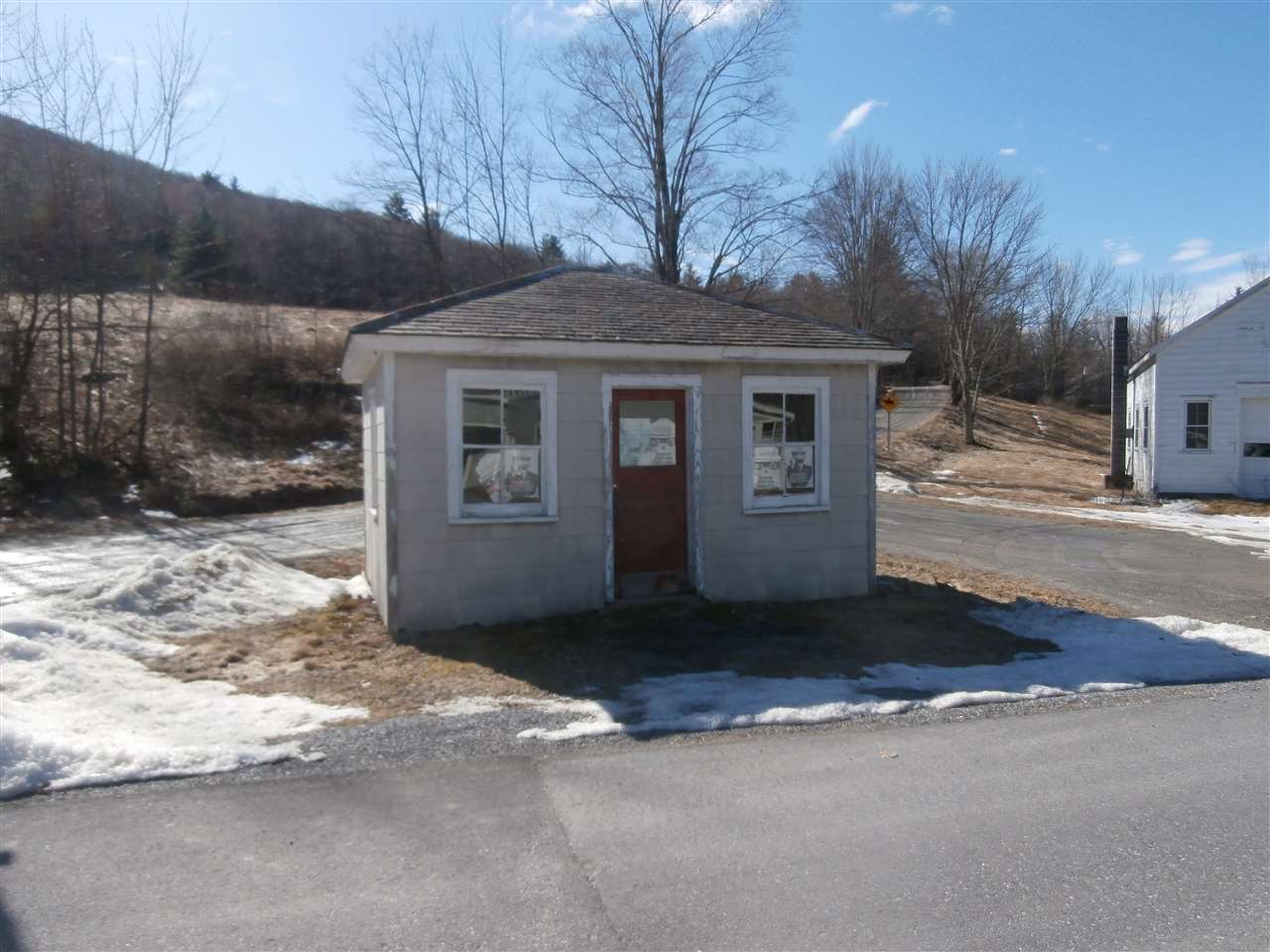 1431 Woodcock Road Sandgate, VT 05250 - Photo 2 of 17 Gallery Image 2