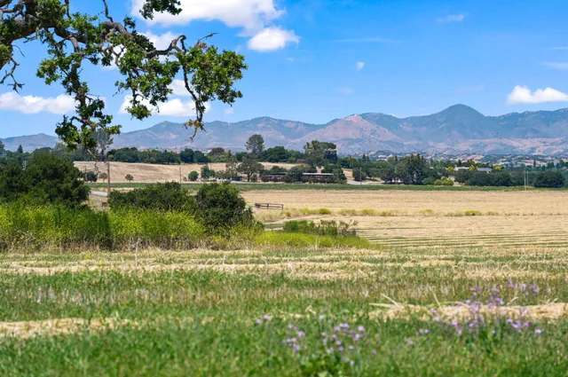$4,750,000 | 350 North Refugio Road, Santa Ynez, CA 93460
