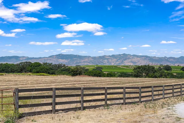$4,750,000 | 350 North Refugio Road, Santa Ynez, CA 93460