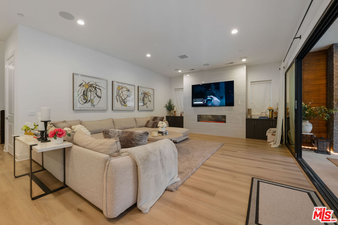 20741 Deer Grass Court Porter Ranch, CA 91326 - Photo 10 of 72