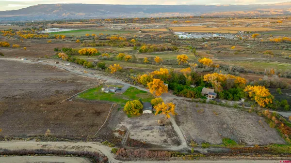 a view of an ocean and mountain view