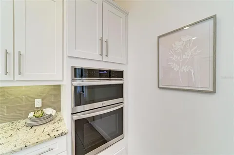 $919,000 | 826 Honeyflower Loop, Bradenton, FL 34212