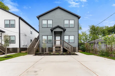 $525,000 | 1321 East 35th Street, Houston, TX 77022