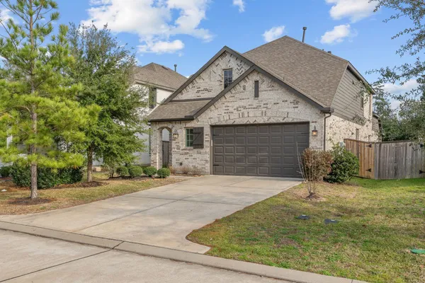 $2,800 | 509 Timber Voyage Court, Conroe, TX 77304