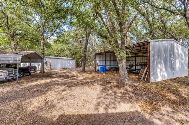 $638,500 | 18025 County Road 4052, Kemp, TX 75143