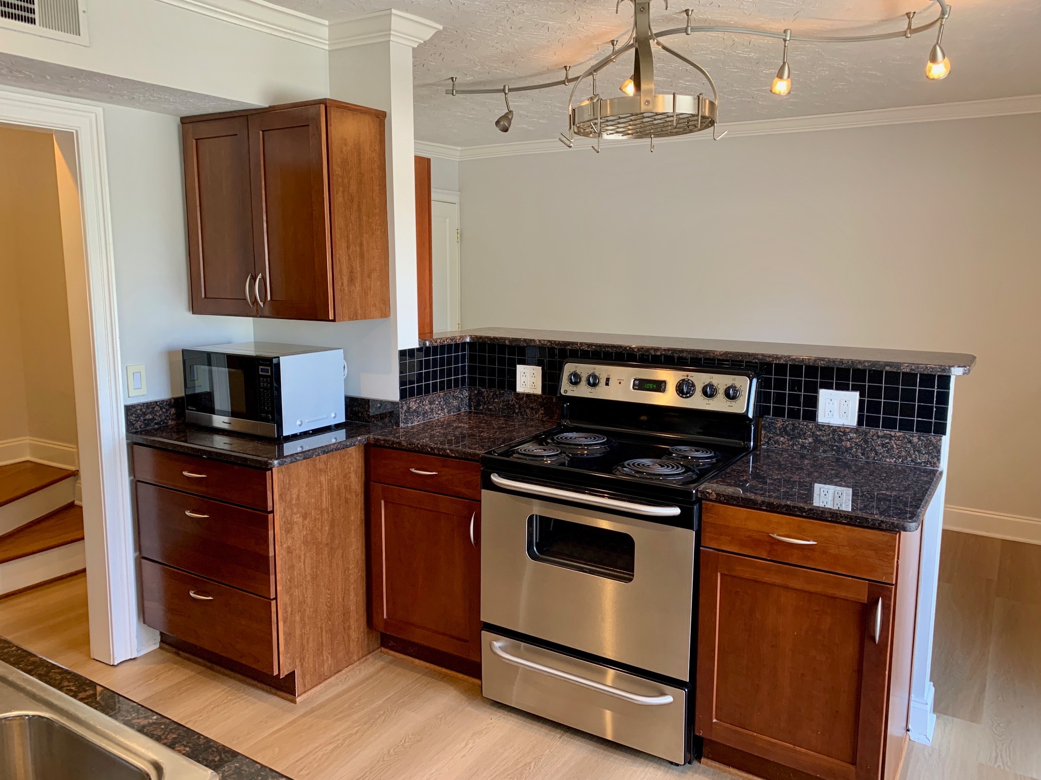 1900 Richard Jones Road, Unit X3 Nashville, TN 37215 - Photo 2 of 10