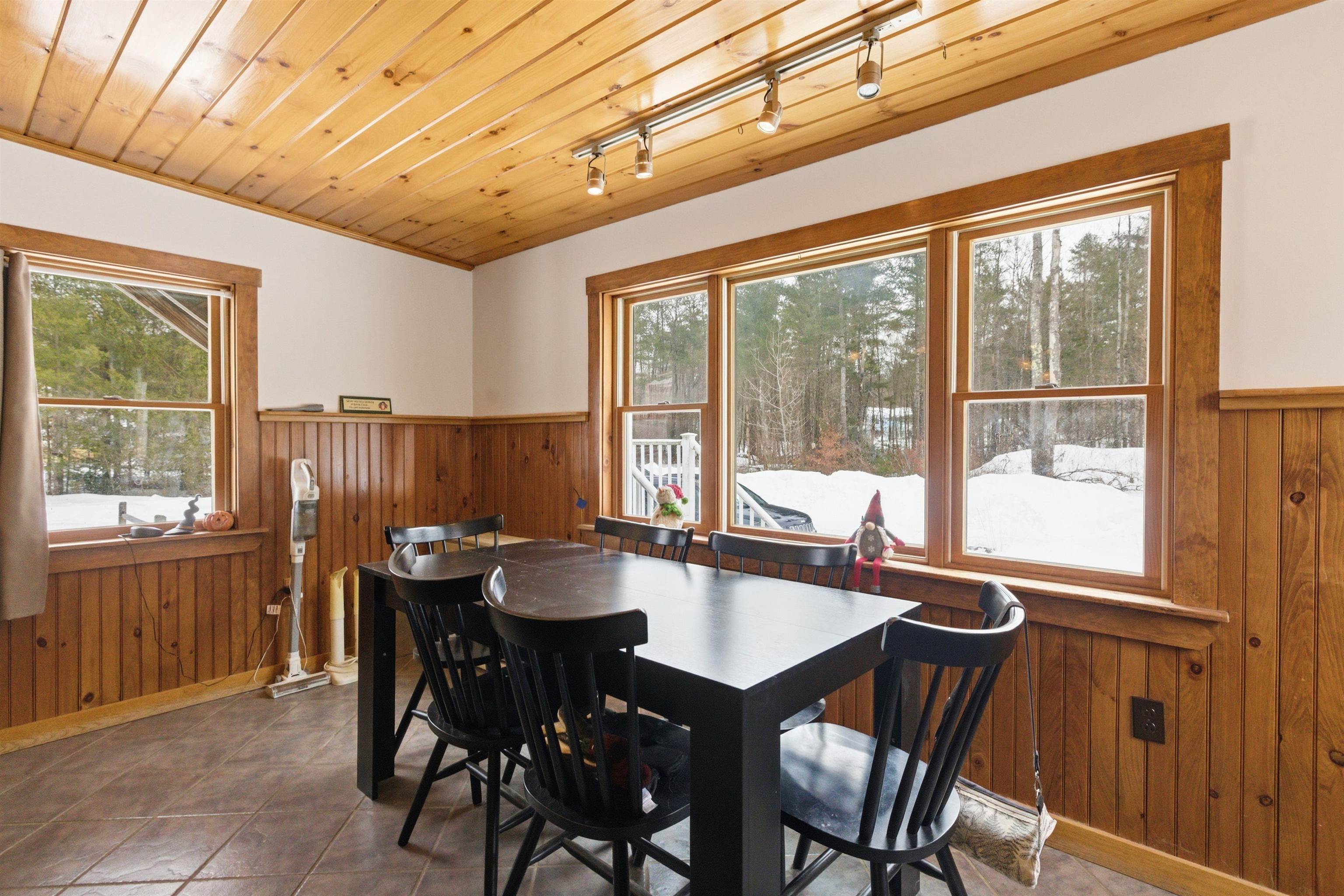 372 Owl Street Campton, NH 03223 - Photo 27 of 44