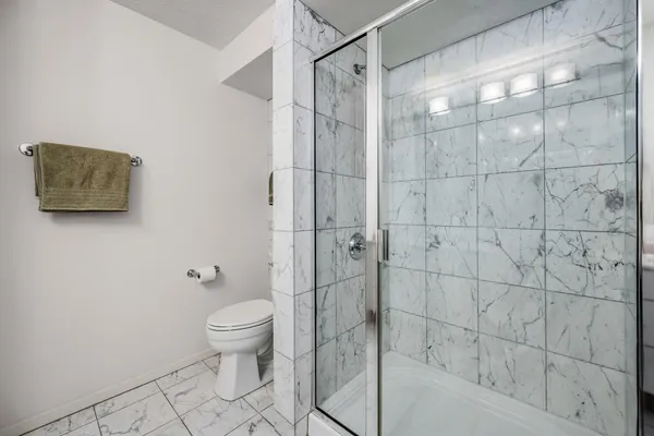 $359,900 | 9725 Woods Drive, Unit 507, Skokie, IL 60077