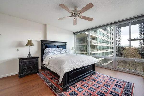 $359,900 | 9725 Woods Drive, Unit 507, Skokie, IL 60077