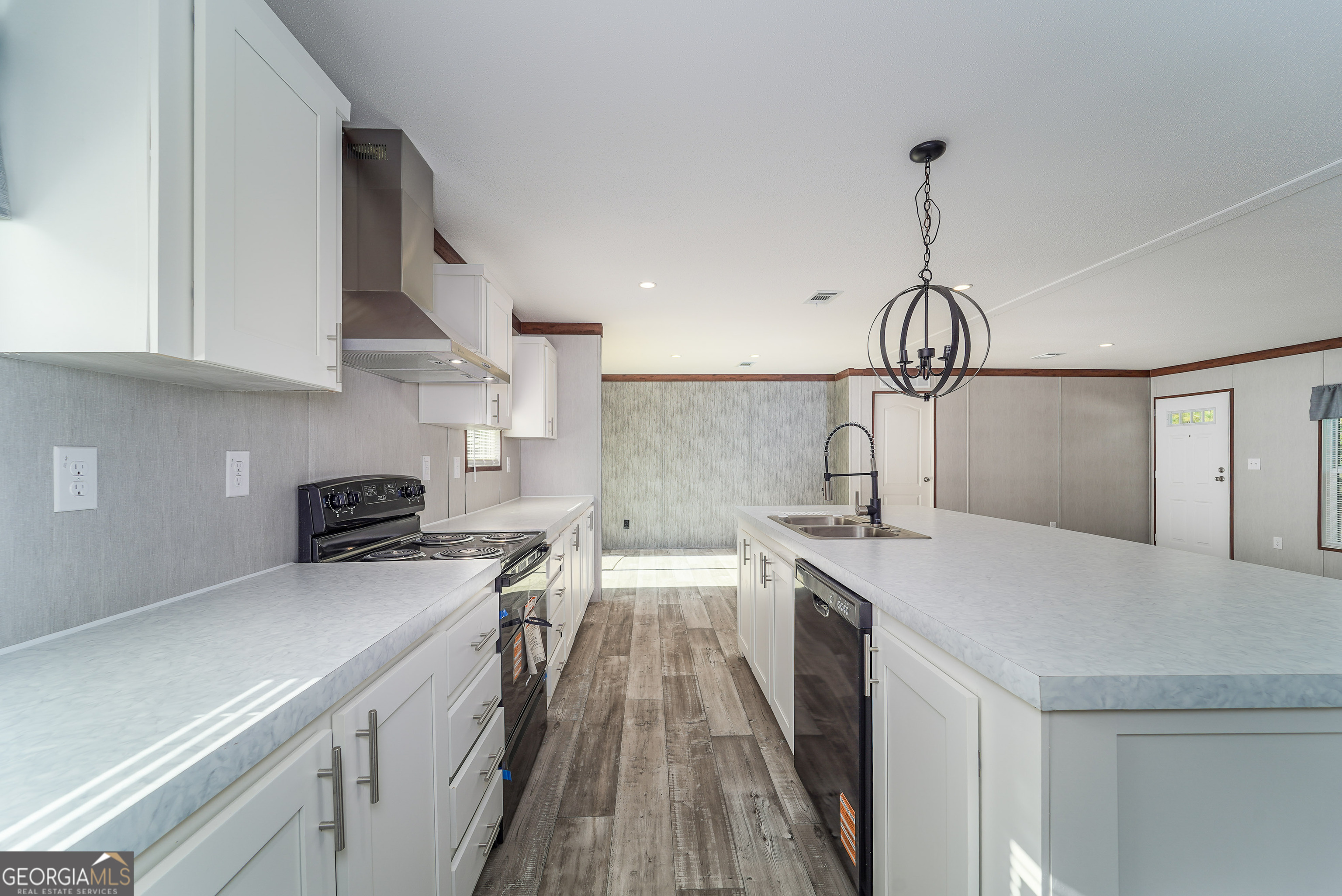 1361 Joey Williamson Road Jesup, GA 31545 - Photo 22 of 44